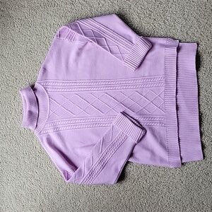 Pink Lily Turtleneck Sweater. SIZE M